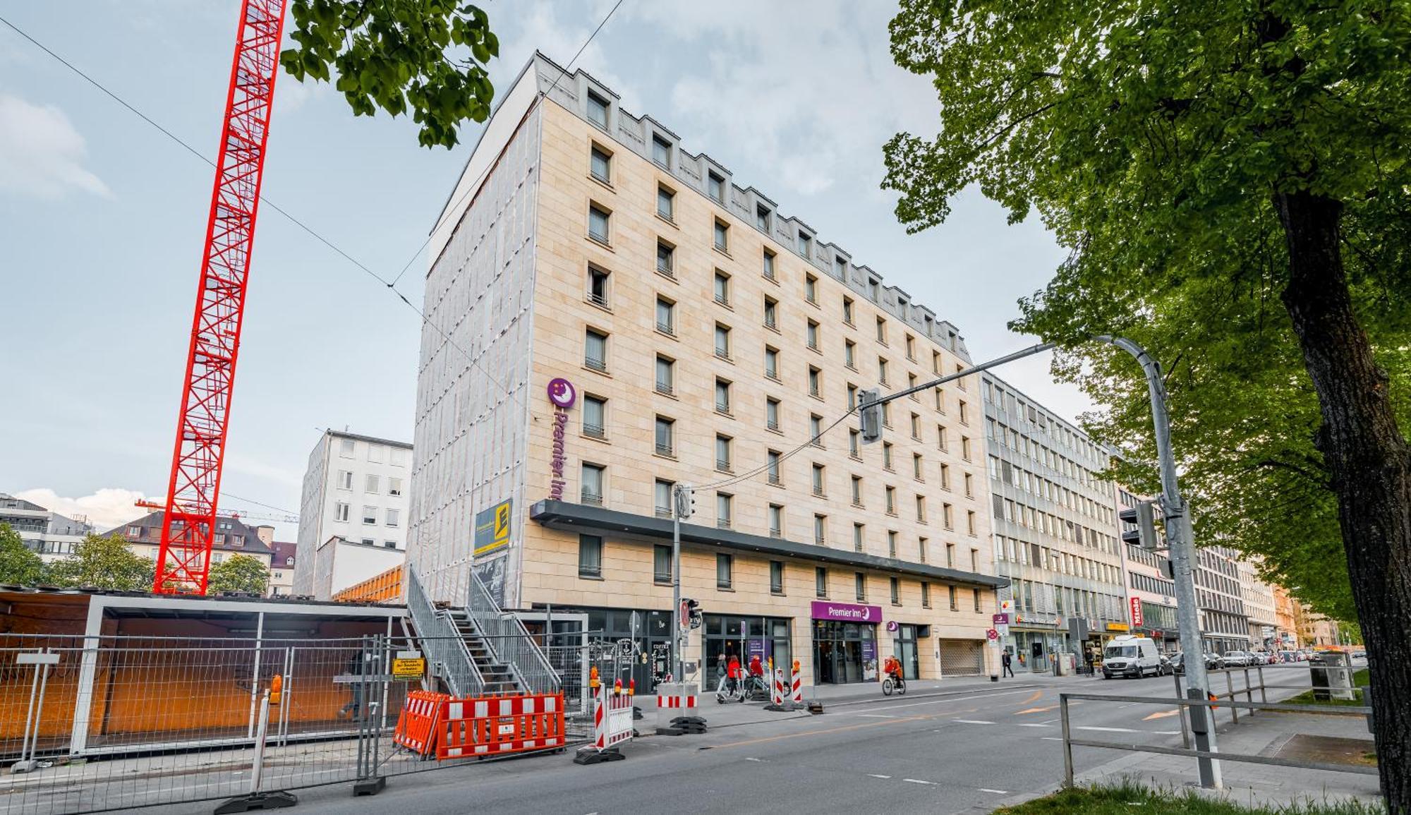 Premier Inn Muenchen City Zentrum Exterior photo